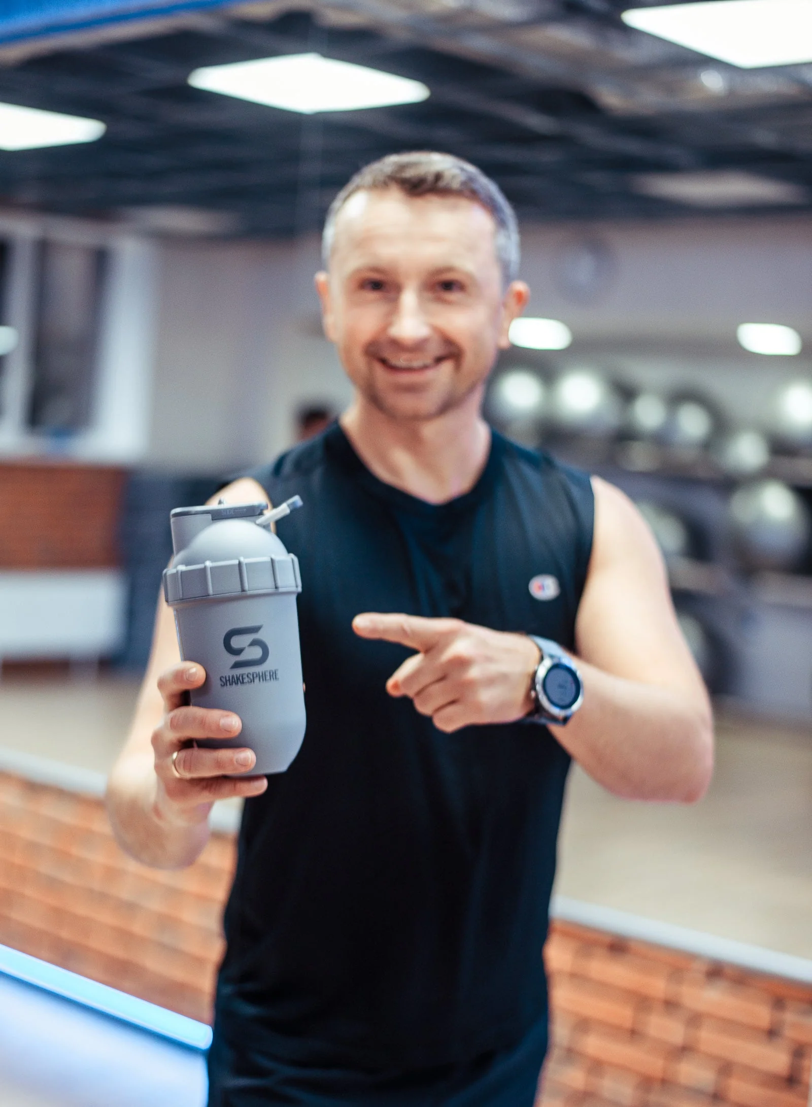 Protein shaker bottle 700mls "Tumbler View" Matte Grey/Grey Logo/Black Window - Image 8