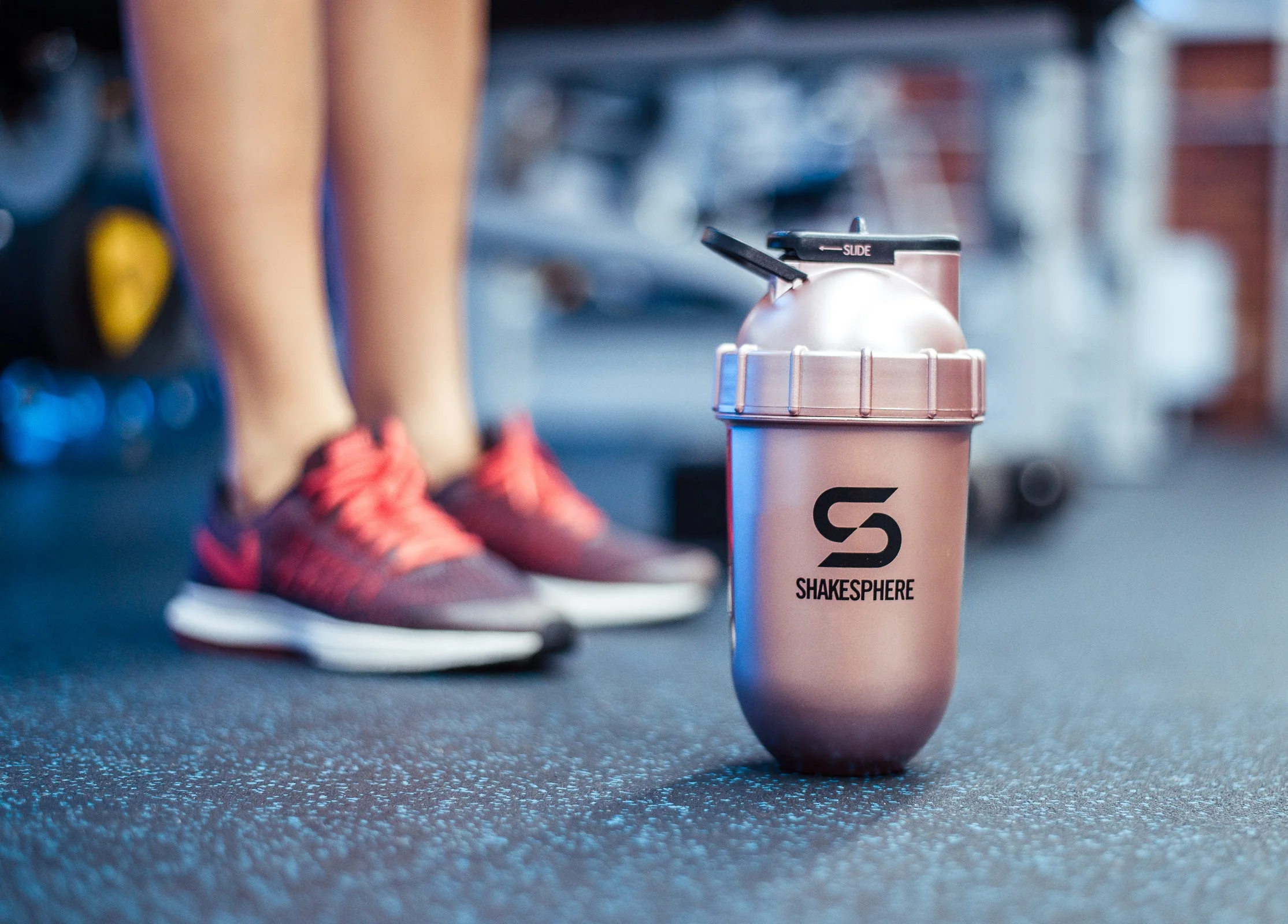 Protein shaker bottle 700mls "Tumbler View" Rose Gold/Black Logo/Black Window - Image 9