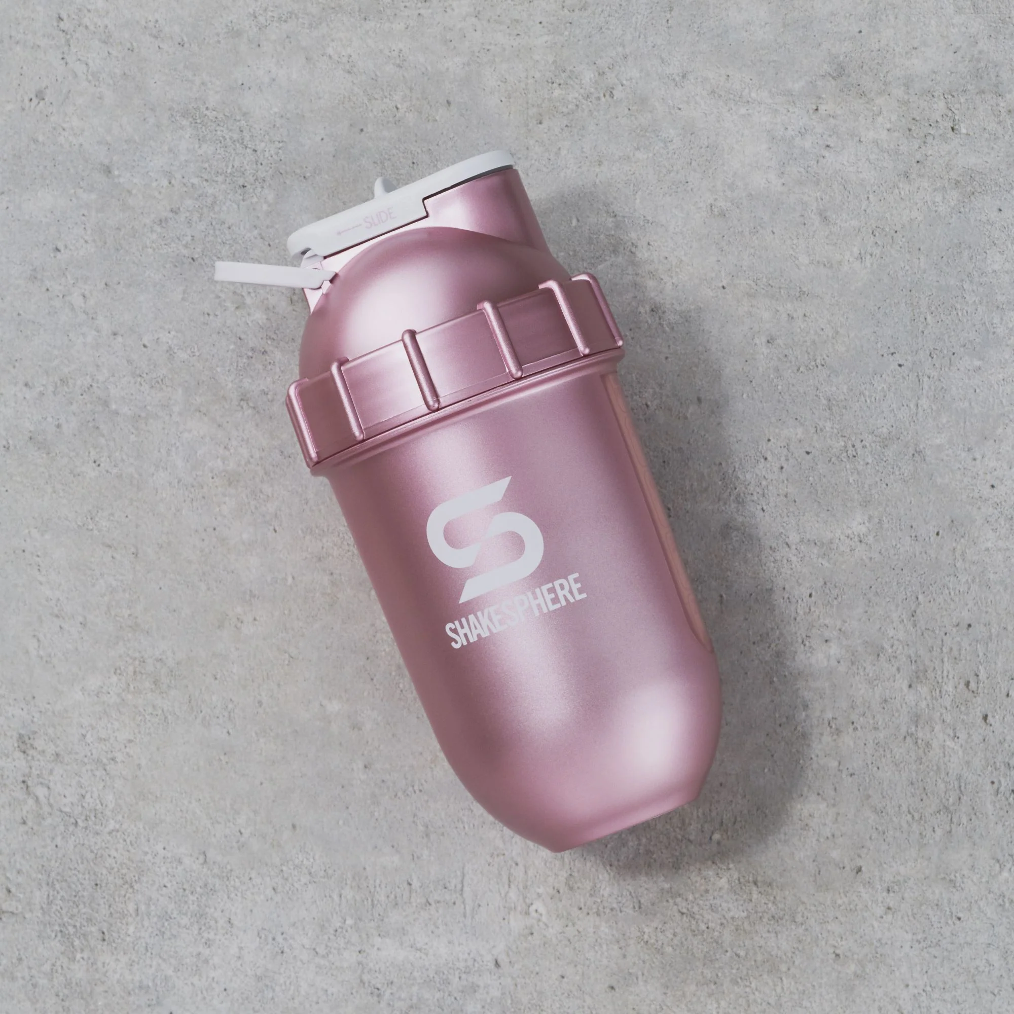 Protein shaker bottle 24.6 Fl Oz ShakeSphere Tumbler View Rose Gold/White Logo/Clear Window - Image 9